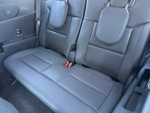 Used 2026 Ford Explorer Active w/ Active Comfort Package AWD/4WD image 15