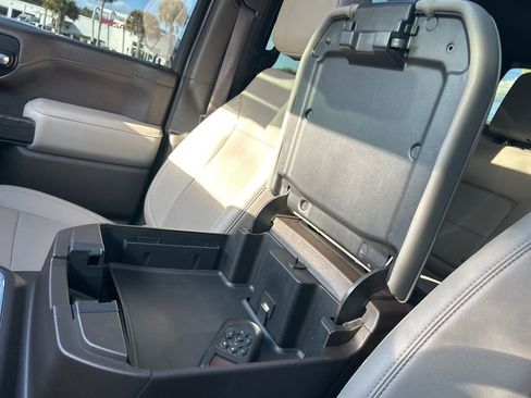 Used 2022 Chevrolet Silverado 2500 LTZ image 46