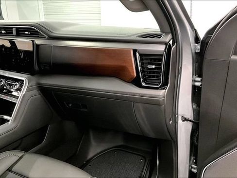 Used 2026 GMC Sierra 1500 Denali w/ Denali Reserve Package AWD/4WD image 19