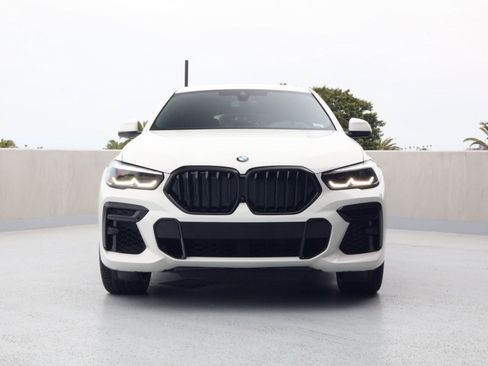 Used 2022 BMW X6 M50i w/ Premium Package AWD/4WD image 6