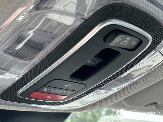 New 2026 Hyundai Elantra Limited FWD image 32