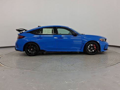 Used 2023 Honda Civic Type R image 8