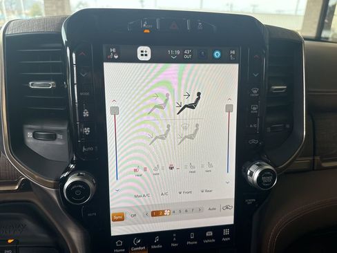 Used 2022 RAM 3500 Limited image 12