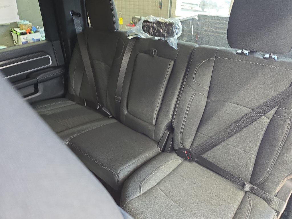 New 2027 RAM 3500 Big Horn AWD/4WD image 14