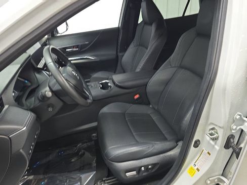 Used 2024 Toyota Venza Limited AWD/4WD image 30
