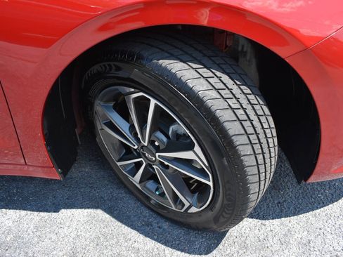 Used 2023 Kia Forte LXS FWD image 41