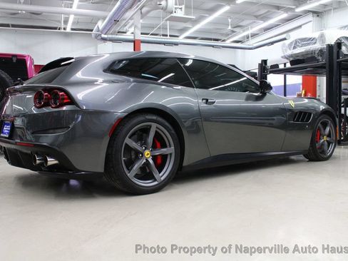 Used 2017 Ferrari GTC4Lusso AWD/4WD image 79