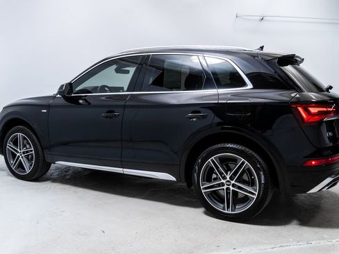 Used 2022 Audi Q5 e Premium w/ Convenience Package AWD/4WD image 2