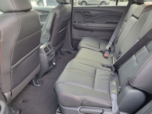 Used 2023 Honda Passport TrailSport image 23