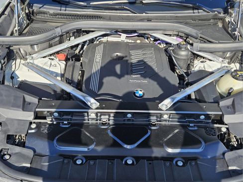 Used 2023 BMW X5 xDrive40i w/ Premium Package image 30