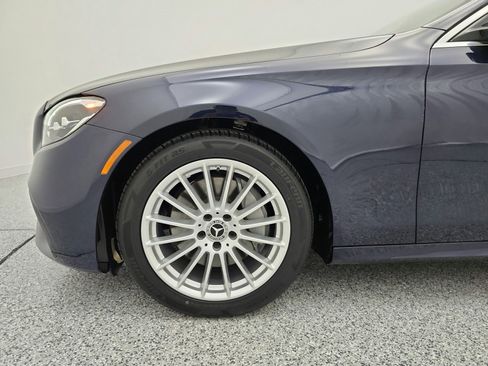 Used 2022 Mercedes-Benz E 350 Sedan image 18