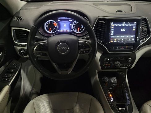 Used 2019 Jeep Cherokee Limited w/ Luxury Group AWD/4WD image 22