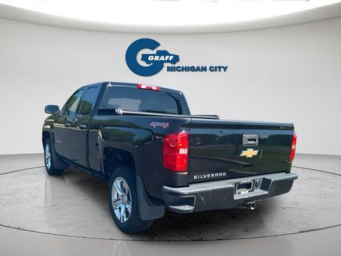 Used 2016 Chevrolet Silverado 1500 Custom w/ Custom Convenience Package AWD/4WD image 3