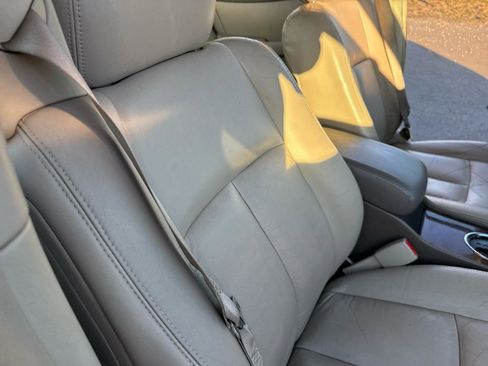 Used 2001 Oldsmobile Aurora 4.0 image 28