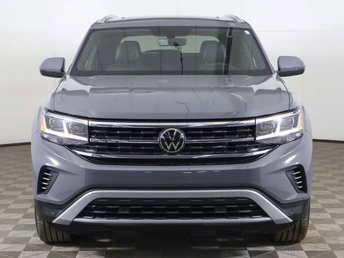 Used 2023 Volkswagen Atlas Cross Sport SE w/ Panoramic Sunroof Package image 11