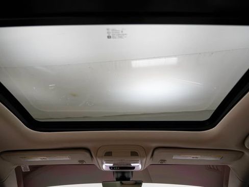 Used 2020 Cadillac XT5 Premium Luxury FWD image 26