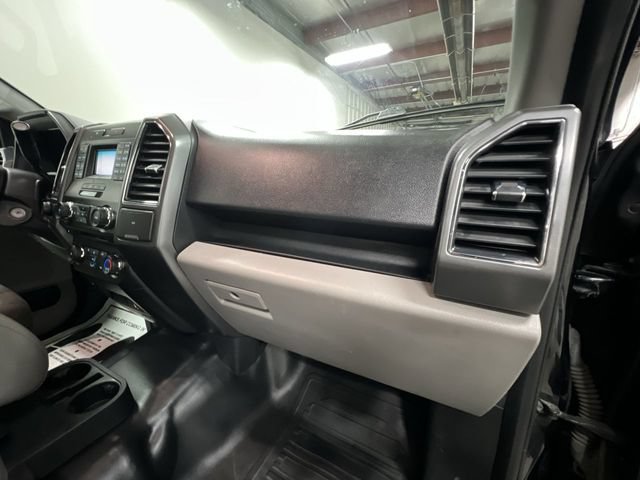 Used 2017 Ford F150 XLT AWD/4WD image 25