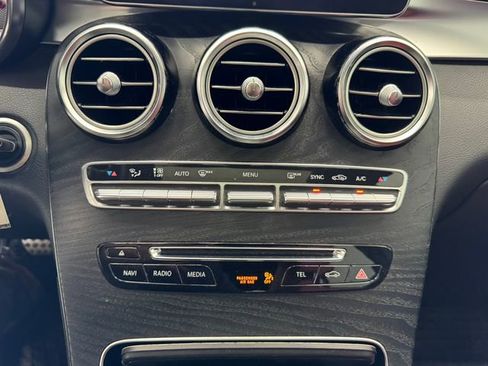 Used 2017 Mercedes-Benz GLC 300 4MATIC Coupe image 37