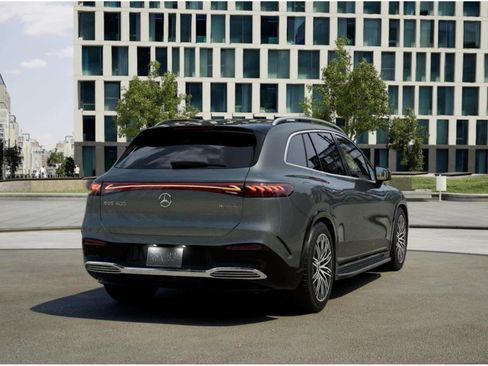 New 2026 Mercedes-Benz EQS 400 4MATIC SUV image 22