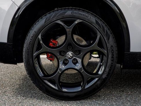 New 2025 Alfa Romeo Stelvio Sprint w/ Veloce Package image 11