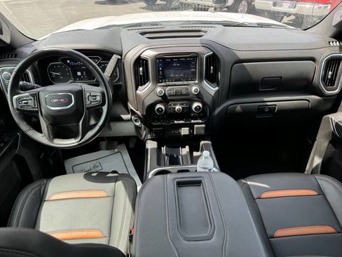 Used 2021 GMC Sierra 1500 AT4 w/ AT4 Premium Package AWD/4WD image 18