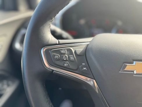 Used 2023 Chevrolet Equinox LT image 25