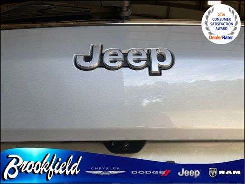 New 2025 Jeep Grand Cherokee L Limited w/ Luxury Tech Group II image 13