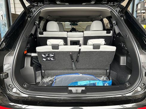 New 2025 Mitsubishi Outlander SEL image 25