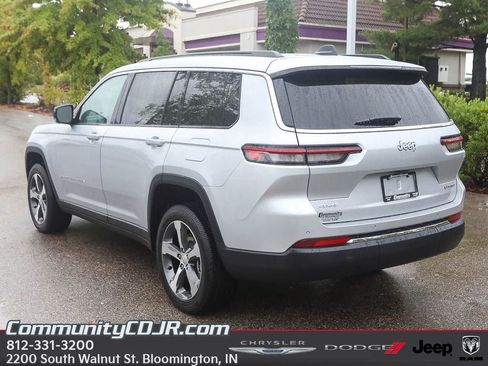 New 2025 Jeep Grand Cherokee L Limited image 5