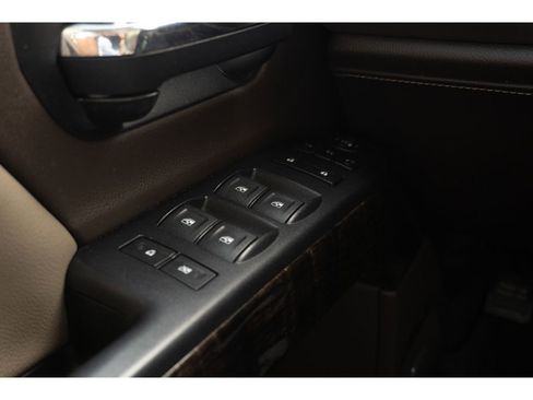 Used 2015 GMC Sierra 1500 Denali AWD/4WD image 31