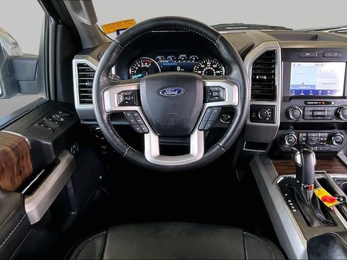Used 2019 Ford F150 Lariat AWD/4WD image 6