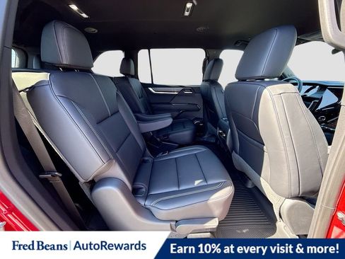New 2026 GMC Acadia Elevation w/ Elevation Premium Package AWD/4WD image 28