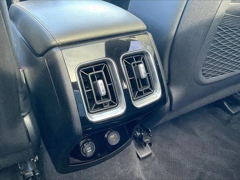 Used 2022 Kia Sorento SX AWD/4WD image 10