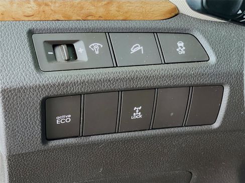 Used 2016 Hyundai Santa Fe Sport w/ Option Group 02 image 12