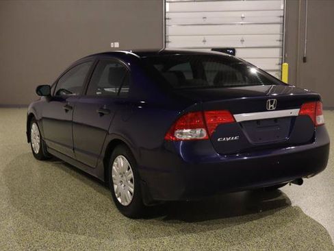 Used 2011 Honda Civic DX-VP image 7