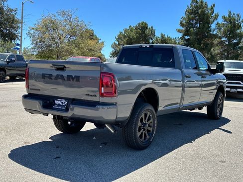 New 2026 RAM 2500 Big Horn AWD/4WD image 7