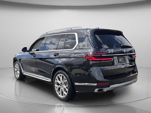Used 2024 BMW X7 xDrive40i w/ Premium Package AWD/4WD image 7