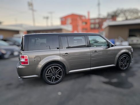 Used 2014 Ford Flex SEL w/ Equipment Group 202A FWD image 8