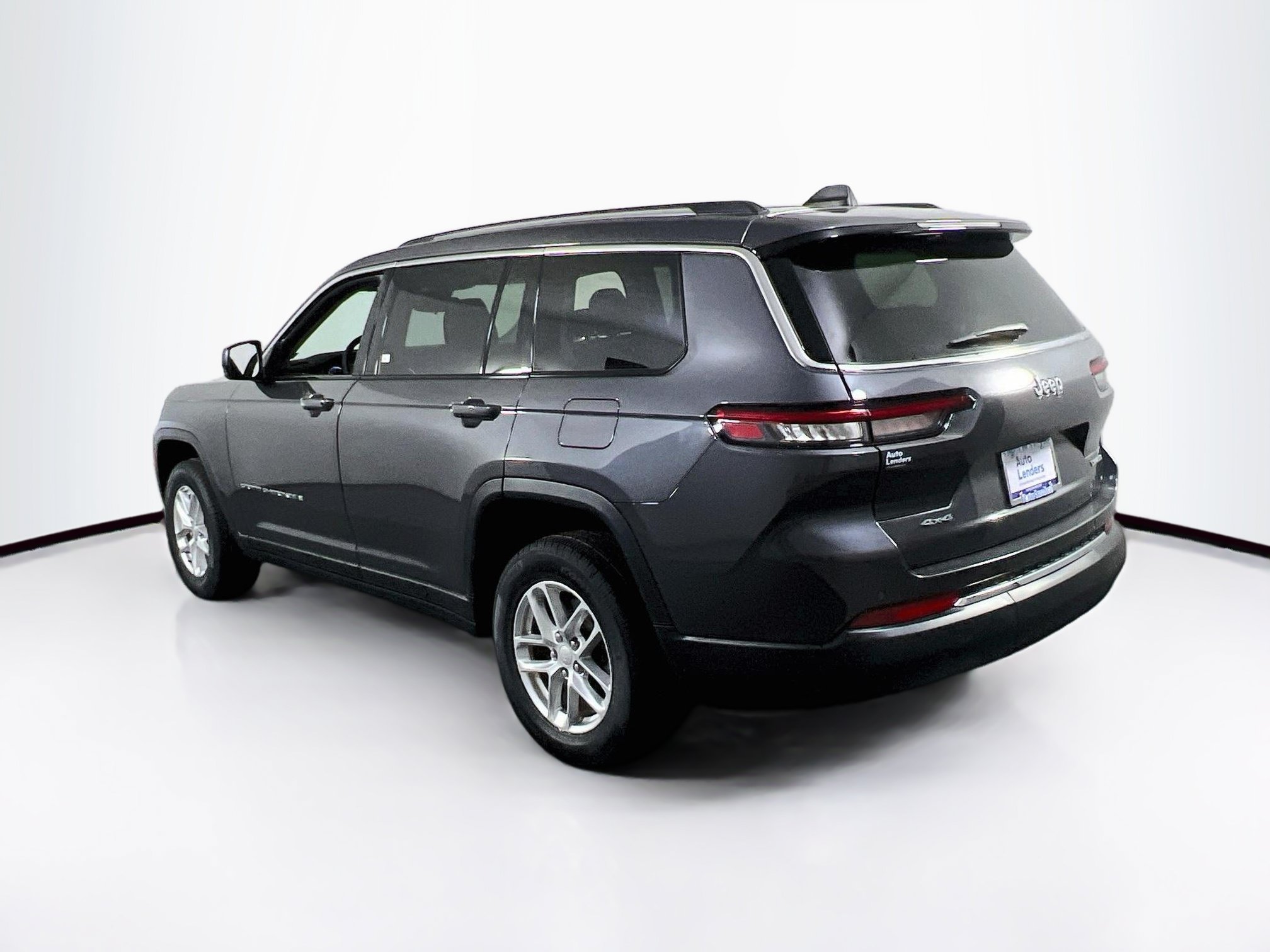 Used 2023 Jeep Grand Cherokee L Laredo w/ Luxury Tech Group I AWD/4WD image 7
