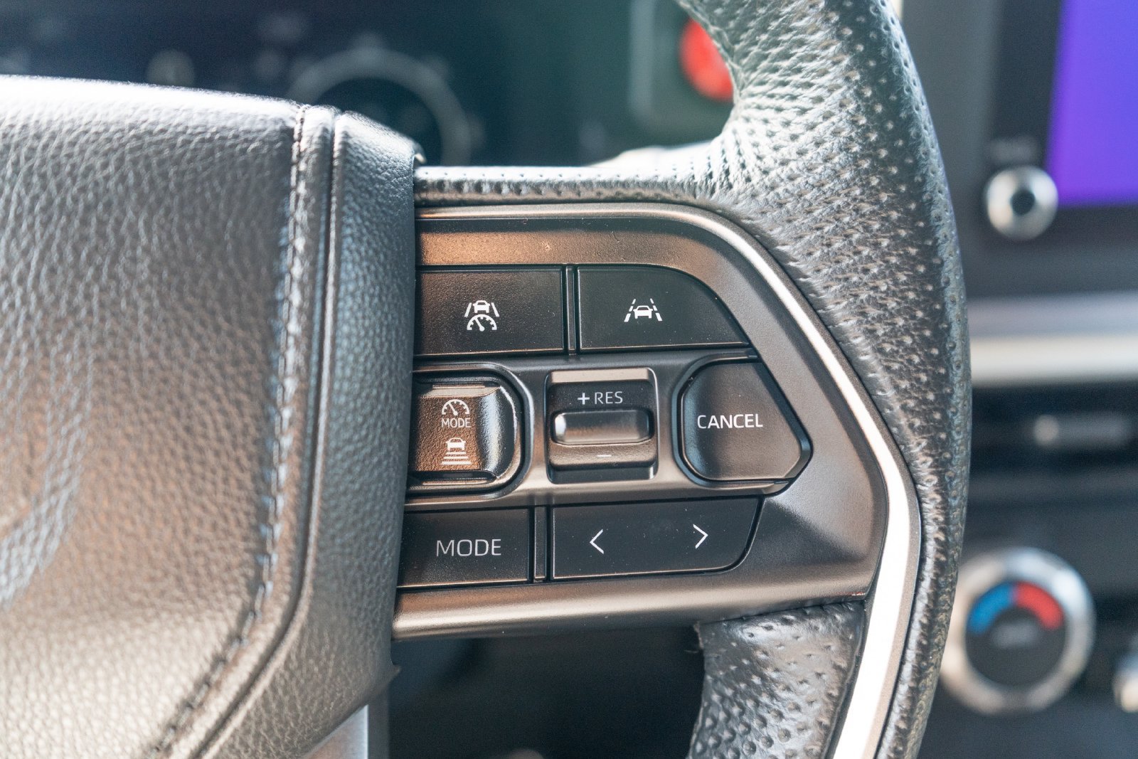 Certified 2025 Toyota Tacoma TRD Sport AWD/4WD image 29