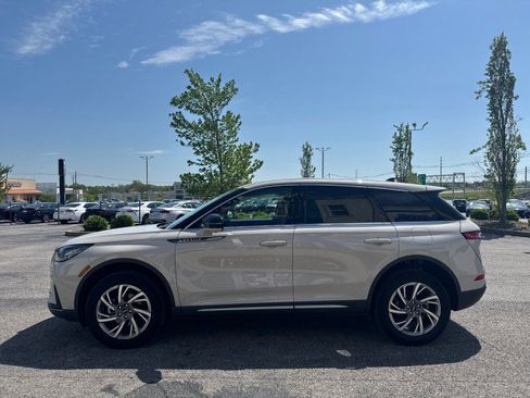 Used 2023 Lincoln Corsair AWD w/ Equipment Group 101A image 15
