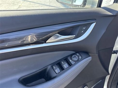 Certified 2024 Buick Enclave Essence w/ Experience Buick Package image 23