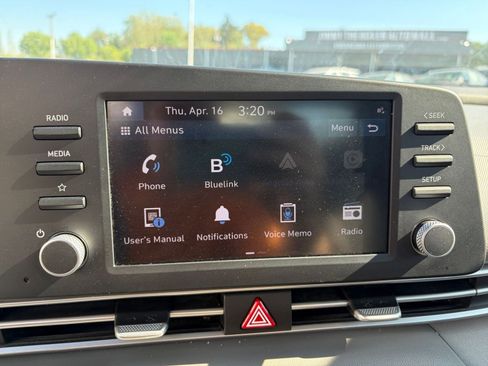 Used 2023 Hyundai Elantra SEL image 20