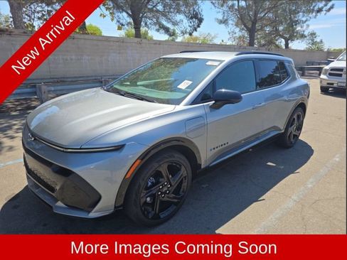 Used 2024 Chevrolet Equinox EV RS FWD image 6
