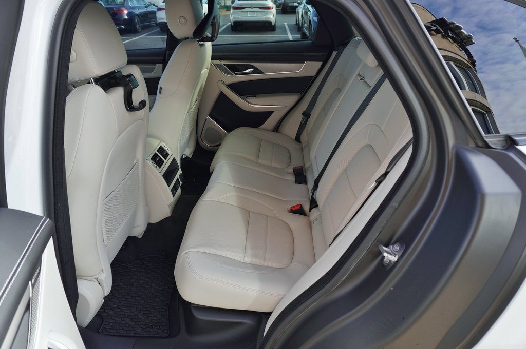 Used 2025 Jaguar F-PACE R-Dynamic S AWD/4WD image 26
