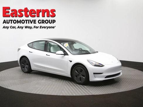 Used 2023 Tesla Model 3 Standard Range RWD image 43