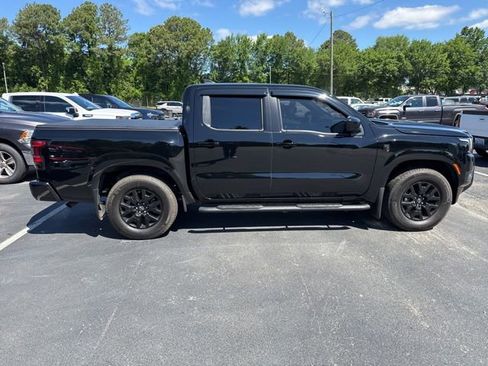 Used 2026 Nissan Frontier SV w/ Tow Package RWD image 6