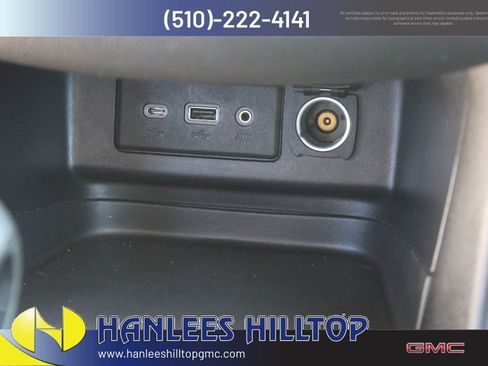 Used 2023 Chevrolet Equinox LT AWD/4WD image 22