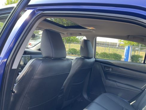 Used 2017 Toyota Corolla XSE w/ Carpet Mat Package (TMS) FWD image 16