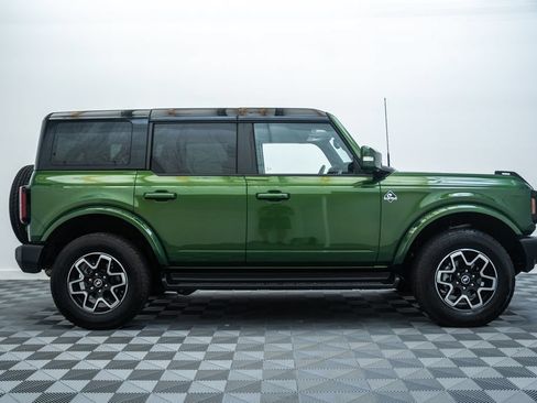 Used 2025 Ford Bronco Outer Banks AWD/4WD image 4